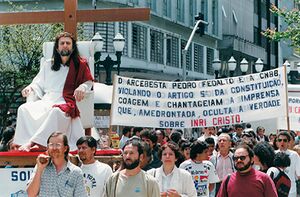 Desfile-de-INRI-CRISTO-em Curitiba-1.jpg